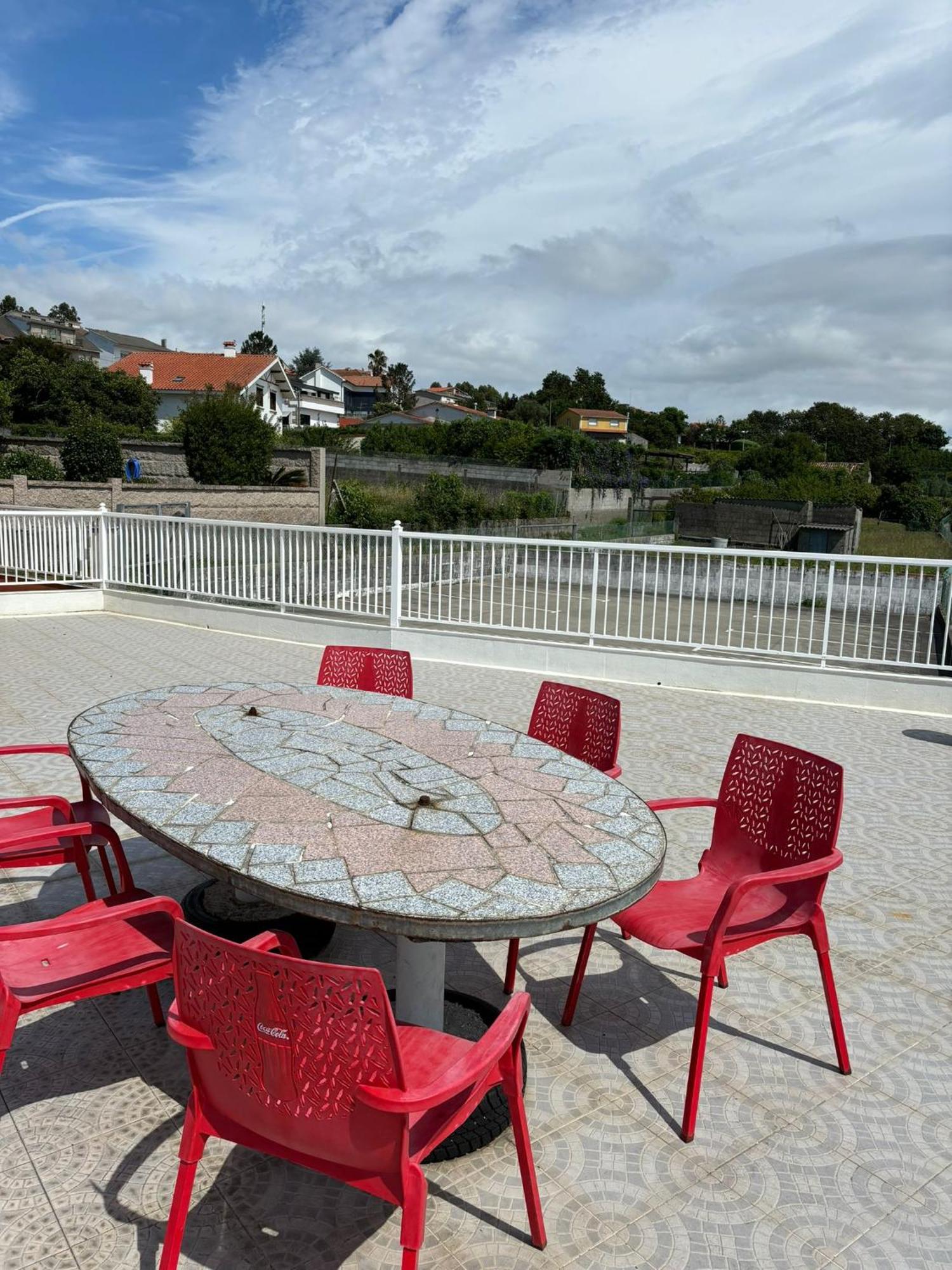 Planta Baja Con Gran Terraza De 2 A 4 Habitaciones 산신소 외부 사진
